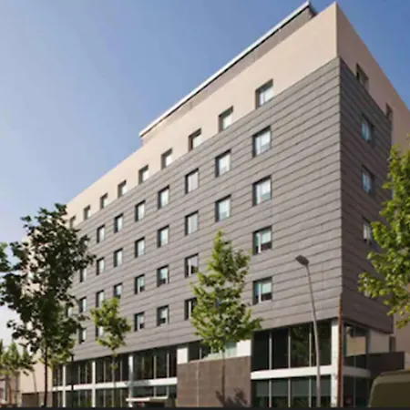 Szálloda Ibis Plaza Glories 22@