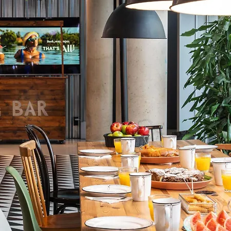 Hotel Ibis Plaza Glories 22@