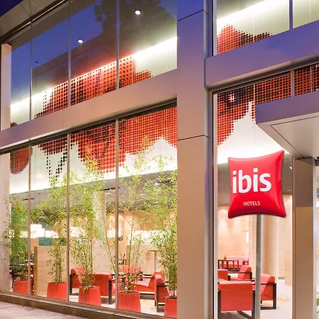 Hotel Ibis Plaza Glories 22@