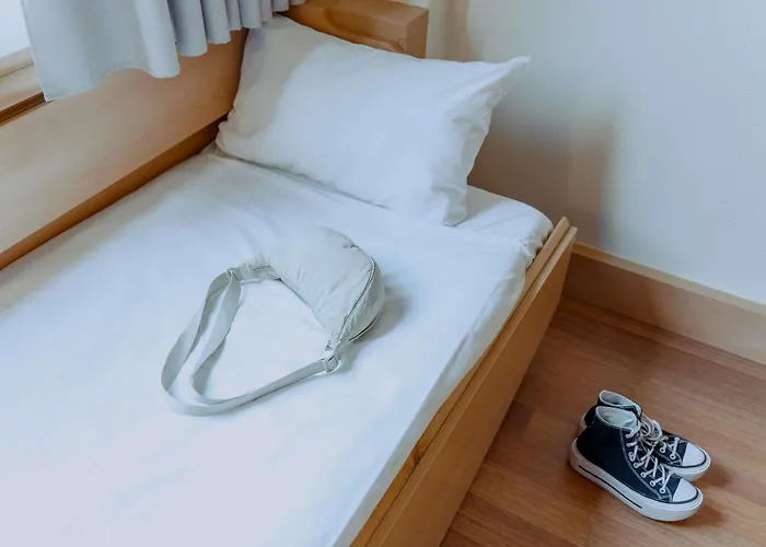 호텔 이비스 플라자 글로리스 22@ 2*