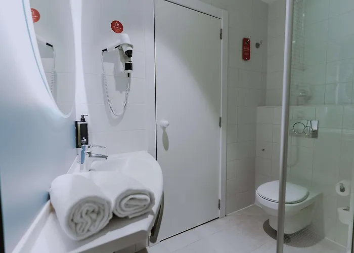 이비스 플라자 글로리스 22@ 호텔 바르셀로나