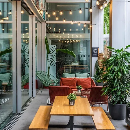 Ibis Plaza Glories 22@ Hotel