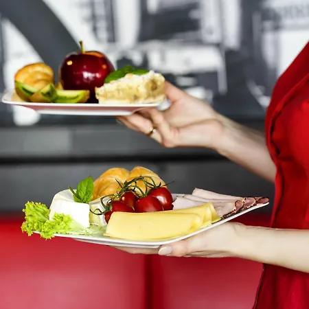 Ibis Plaza Glories 22@ 2*