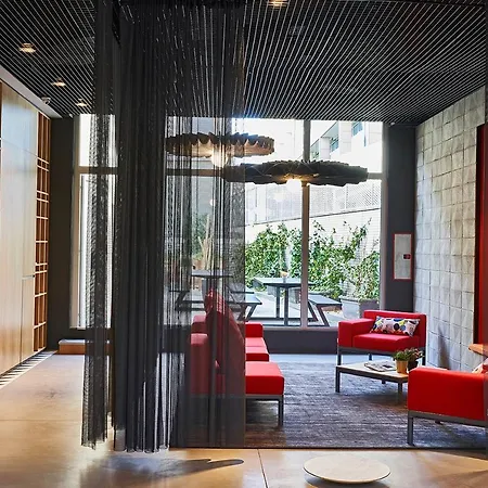 Ibis Plaza Glories 22@ 2* Barcelone