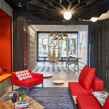 Ibis Plaza Glories 22@ Hotel