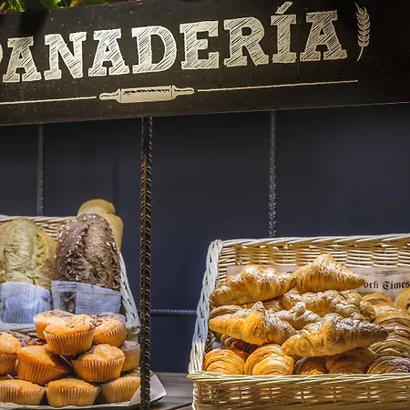 Ibis Plaza Glories 22@ 2* ברצלונה