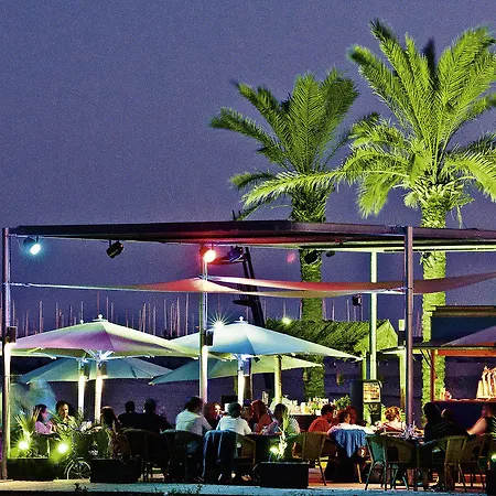 Ibis Plaza Glòries 22@ 2* Barcellona
